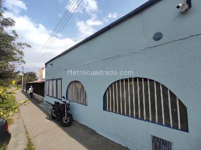 Casa de 5 alcobas en venta en Carvajal Sur, Bogotá, 392 m² · foto 17 de 20
