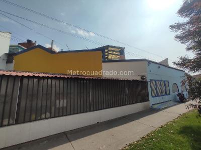 Casa de 5 alcobas en venta en Carvajal Sur, Bogotá, 392 m² · foto 18 de 20