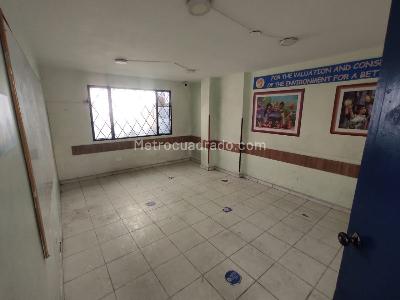 Casa de 5 alcobas en venta en Carvajal Sur, Bogotá, 392 m² · foto 3 de 20
