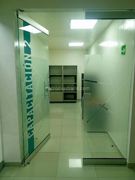 Edificio de Oficinas en Venta, NIZA NORTE, Bogotá D.C. - Widok 2