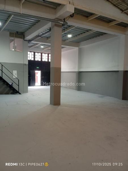 Bodega en Arriendo, NEW YORK, Bogotá D.C. - Más