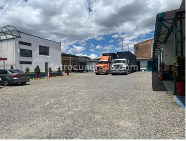 Bodega en Arriendo, CENTRO FONTIBON, Bogotá D.C. - Más