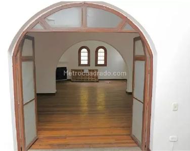 Casa de 5 alcobas en venta en Bosque Izquierdo, Bogotá, 234 m² · foto 8 de 14