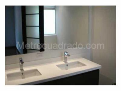 Casa de 5 alcobas en venta en Santa Barbara Alta, Bogotá, 545 m² · foto 5 de 9