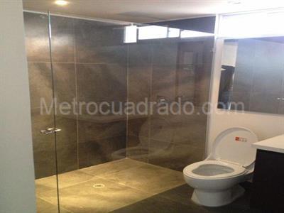 Casa de 5 alcobas en venta en Santa Barbara Alta, Bogotá, 545 m² · foto 7 de 9