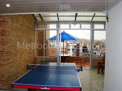 Apartamento de 3 alcobas en venta en Los Cedros, Bogotá, 230 m² · foto 16 de 17