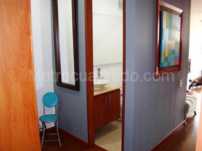 Apartamento de 3 alcobas en venta en Los Cedros, Bogotá, 230 m² · foto 4 de 17