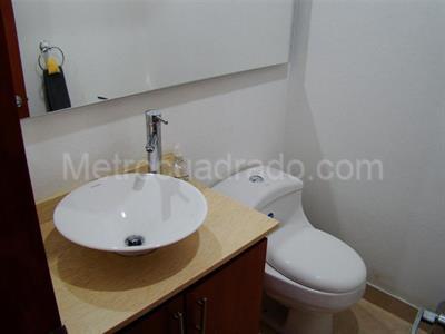 Apartamento de 3 alcobas en venta en Los Cedros, Bogotá, 230 m² · foto 5 de 17