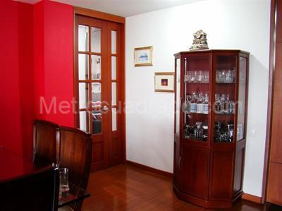 Apartamento de 3 alcobas en venta en Los Cedros, Bogotá, 230 m² · foto 7 de 17