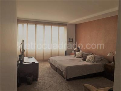 Apartamento de 3 alcobas en venta en Chico, Bogotá, 258 m² · foto 7 de 8