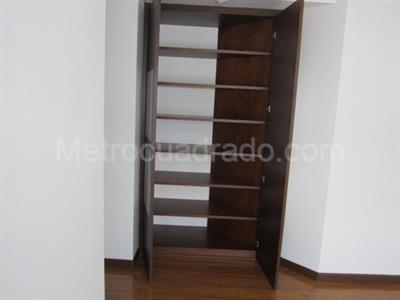 Apartamento de 3 alcobas en venta en Chico Iii, Bogotá, 125 m² · foto 8 de 20