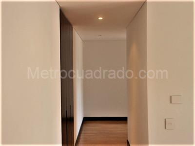Apartamento en venta en Santa Barbara, Bogotá · foto 3 de 20