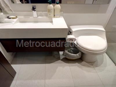 Apartamento de 3 alcobas en venta en Chico Nogal, Bogotá, 287 m² · foto 15 de 20