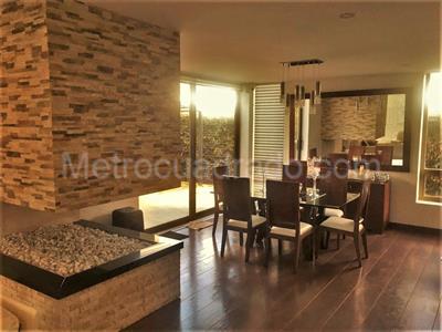 Casa de 4 alcobas en venta en Canelones, Chía, 249 m² · foto 3 de 20