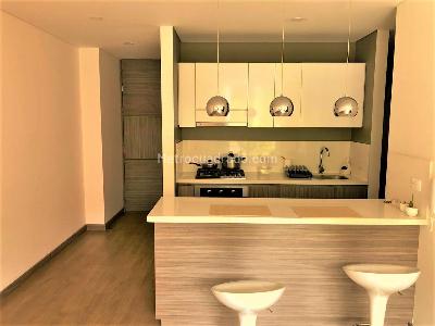 Apartamento de 3 alcobas en venta en Ingemar, Bogotá, 98 m² · foto 9 de 11