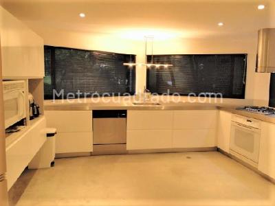 Apartamento en venta en Los Rosales, Bogotá · foto 2 de 9