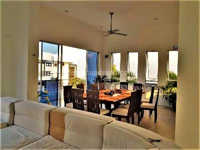 Casa de 5 alcobas en venta en El Peñón, Girardot, 700 m² · foto 2 de 15