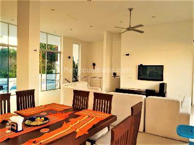 Casa de 5 alcobas en venta en El Peñón, Girardot, 700 m² · foto 3 de 15