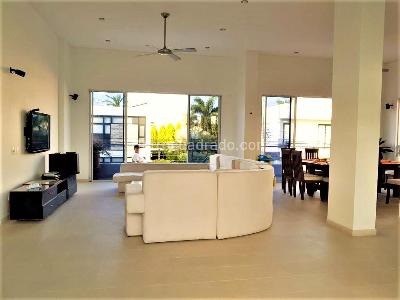 Casa de 5 alcobas en venta en El Peñón, Girardot, 700 m² · foto 8 de 15