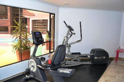 Apartamento de 3 alcobas en venta en Santa Barbara Occidental, Bogotá, 178 m² · foto 10 de 12