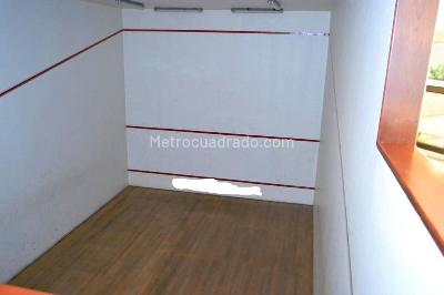 Apartamento de 3 alcobas en venta en Santa Barbara Occidental, Bogotá, 178 m² · foto 12 de 12