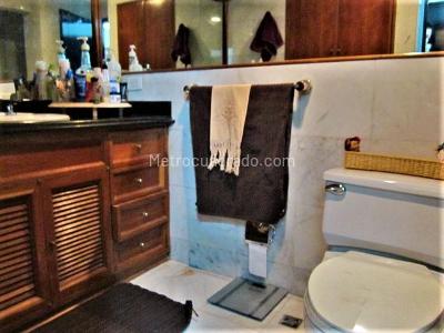 Apartamento en venta en Altos Del Refugio, Bogotá · foto 9 de 20