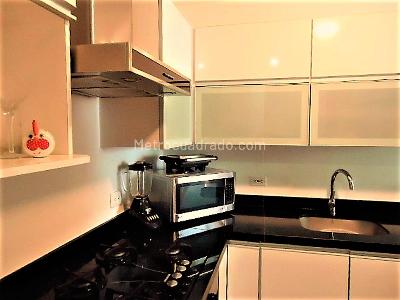 Apartamento de 1 alcoba en venta en Santa Barbara Central, Bogotá, 75 m² · foto 4 de 10