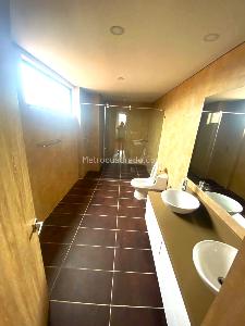 Apartamento de 4 alcobas en venta en Santa Paula Santa Barbara, Bogotá, 178 m² · foto 10 de 15