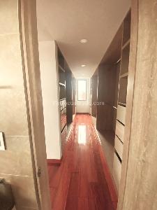 Apartamento de 4 alcobas en venta en Santa Paula Santa Barbara, Bogotá, 178 m² · foto 12 de 15