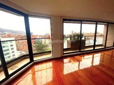 Apartamento de 4 alcobas en venta en Santa Paula Santa Barbara, Bogotá, 178 m² · foto 7 de 15