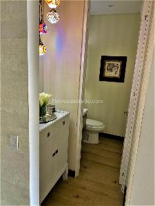 Apartamento en venta en Santa Barbara Occidental, Bogotá · foto 6 de 18