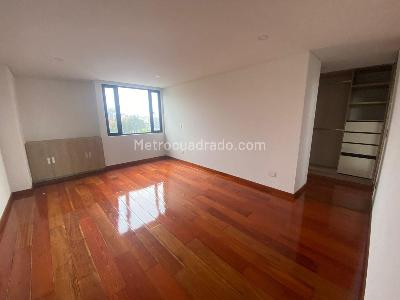 Apartamento de 4 alcobas en venta en Santa Paula, Bogotá, 178 m² · foto 12 de 16