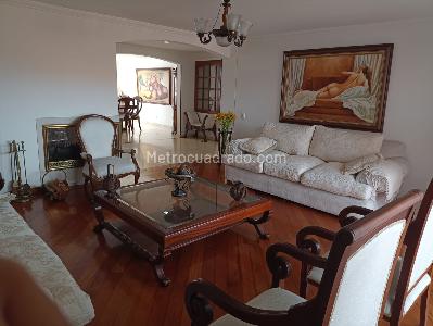 Apartamento de 5 alcobas en venta en La Esperanza Norte, Bogotá, 265 m² · foto 11 de 18