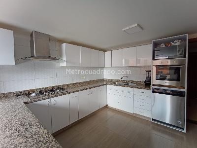 Apartamento de 5 alcobas en venta en La Esperanza Norte, Bogotá, 265 m² · foto 15 de 18