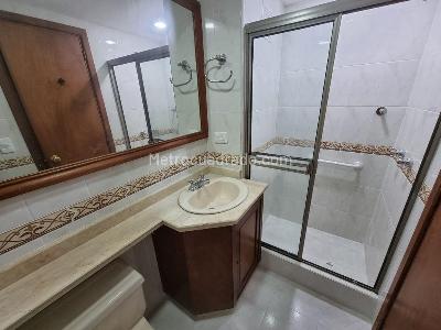 Apartamento de 3 alcobas en venta en Modelia Occidental, Bogotá, 135 m² · foto 3 de 16