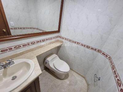 Apartamento de 3 alcobas en venta en Modelia Occidental, Bogotá, 135 m² · foto 9 de 16