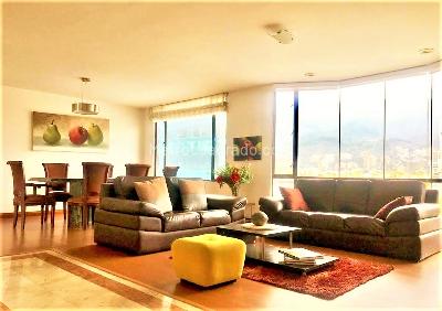 Apartamento de 4 alcobas en venta en Santa Paula, Bogotá, 210 m² · foto 4 de 14
