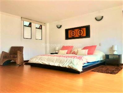 Apartamento de 4 alcobas en venta en Santa Paula, Bogotá, 210 m² · foto 5 de 14