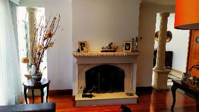 Casa de 3 alcobas en venta en Santa Barbara Alta Usaqu¿, Bogotá, 520 m² · foto 2 de 20