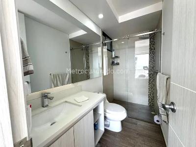 Apartamento de 3 alcobas en venta en Cedro Salazar, Bogotá, 102 m² · foto 12 de 20