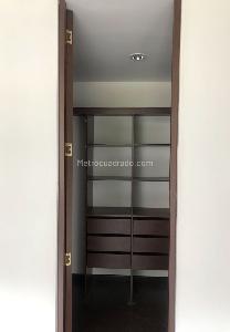 Apartamento de 2 alcobas en venta en Nueva Granada, Bogotá, 90 m² · foto 12 de 14