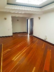 Casa de 3 alcobas en venta en Santa Barbara Alta, Bogotá, 442 m² · foto 6 de 18