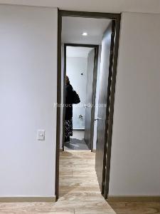 Apartamento de 2 alcobas en venta en Belmira Cedritos, Bogotá, 69 m² · foto 12 de 20