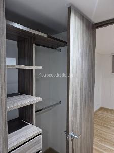 Apartamento de 2 alcobas en venta en Belmira Cedritos, Bogotá, 69 m² · foto 10 de 20