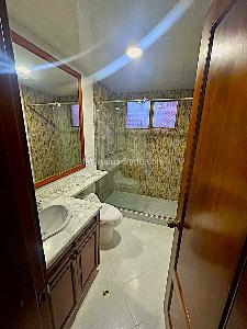 Casa de 5 alcobas en venta en Asturias, Chía, 275 m² · foto 12 de 15