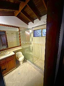 Casa de 5 alcobas en venta en Asturias, Chía, 275 m² · foto 15 de 15