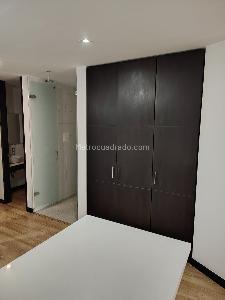 Apartamento de 2 alcobas en venta en Santa Barbara Occidental, Bogotá, 83 m² · foto 8 de 20