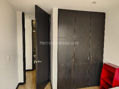 Apartamento de 2 alcobas en venta en Santa Barbara Occidental, Bogotá, 83 m² · foto 10 de 20