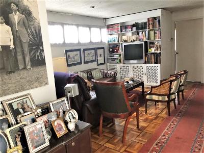 Casa de 4 alcobas en venta en Santa Barbara, Bogotá, 758 m² · foto 8 de 14