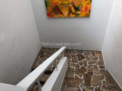 Casa de 4 alcobas en venta en Santa Barbara, Bogotá, 758 m² · foto 10 de 14
